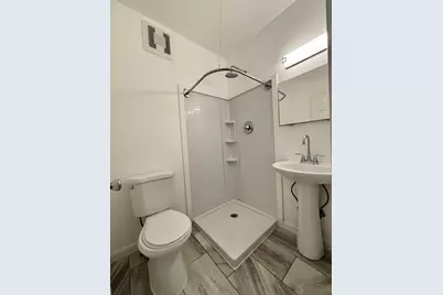 61-63 Eloise St, Springfield, MA 01105 - Photo 16