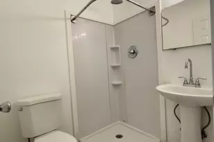 61-63 Eloise St, Springfield, MA 01105 - Photo 16