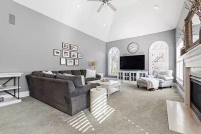 43 Lenox Drive, Franklin, MA 02038 - Photo 4