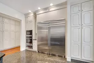 451 Wellesley St, Weston, MA 02493 - Photo 8