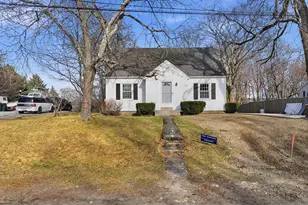 18 Carroll St, Auburn, MA 01501 - Photo 1