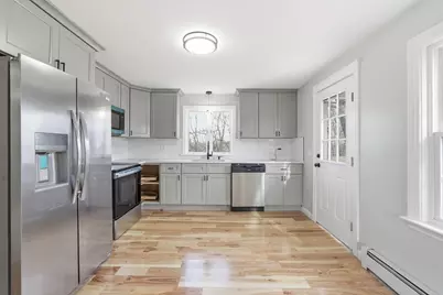 18 Carroll St, Auburn, MA 01501 - Photo 10