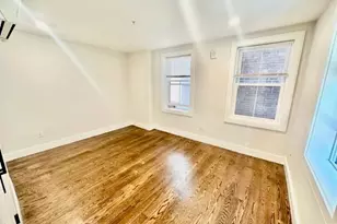 366 Hanover, Boston, MA 02113 - Photo 4