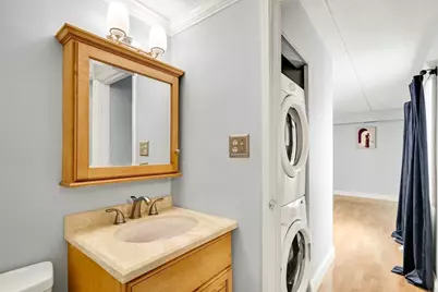 111 Devir #204, Malden, MA 02148 - Photo 26