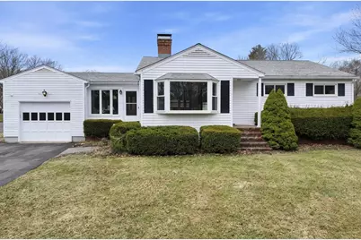 113 North St, Shrewsbury, MA 01545 - Photo 2