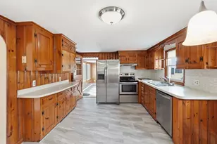 113 North St, Shrewsbury, MA 01545 - Photo 6