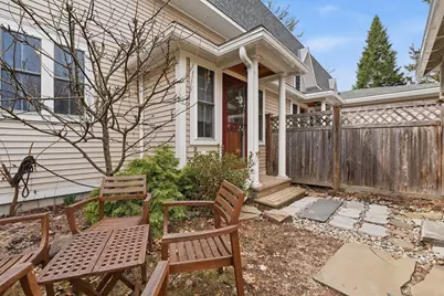 32 N Prospect St #5, Amherst, MA 01002 - Photo 28