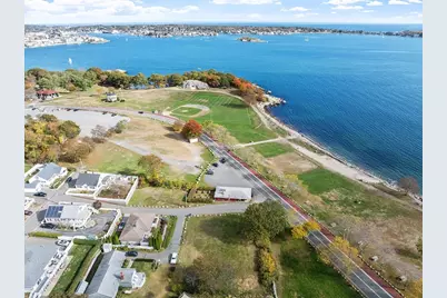 41 Hough Avenue, Gloucester, MA 01930 - Photo 2