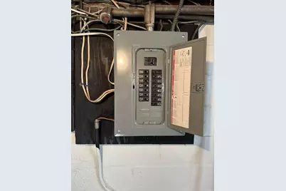 98 Elijah St, Springfield, MA 01109 - Photo 34