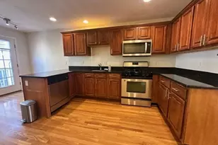 47 Alder St, Waltham, MA 02453 - Photo 2