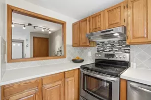 14 Milford Rd, Grafton, MA 01560 - Photo 4