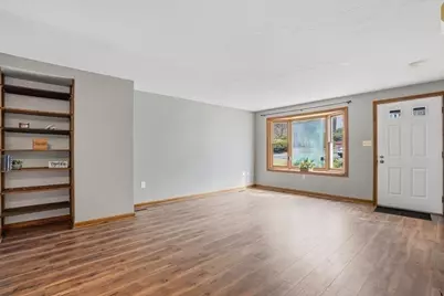 14 Milford Rd #4, Grafton, MA 01560 - Photo 8