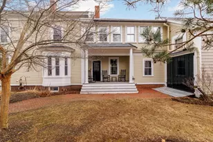 14 Maple St, Sturbridge, MA 01566 - Photo 2