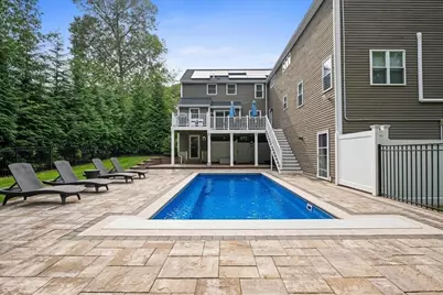 104 Alana Dr, Northbridge, MA 01534 - Photo 32