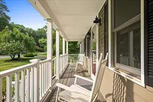 104 Alana Dr, Northbridge, MA 01534 - Photo 2