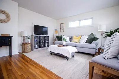 239 Conduit St, New Bedford, MA 02745 - Photo 10