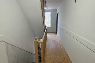 632 S E, Holyoke, MA 01040 - Photo 6