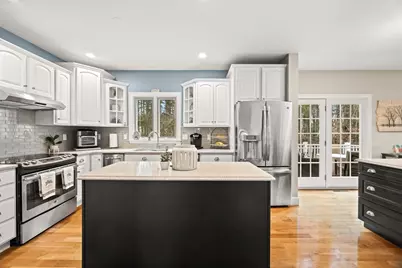 100 Chestnut St, East Bridgewater, MA 02333 - Photo 8