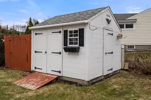 41 Country Ln, Westwood, MA 02090 - Photo 24