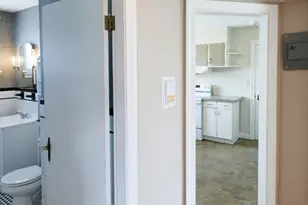 20 Ashland St, Worcester, MA 01609 - Photo 20