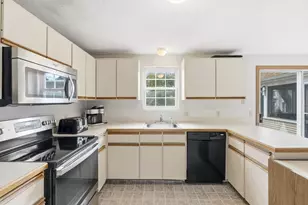 5 Peregrine Ln, Yarmouth, MA 02664 - Photo 8