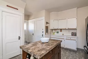 26-28 Cherryvale Ave, Springfield, MA 01108 - Photo 32