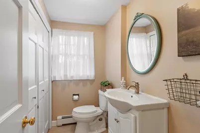 142 Abbott St, North Andover, MA 01845 - Photo 10