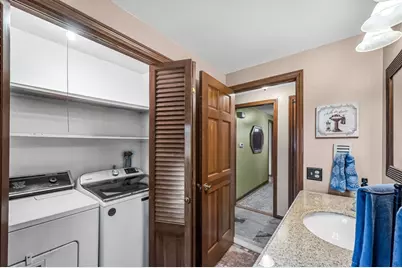 16 Brentwood Dr, Wilbraham, MA 01095 - Photo 18