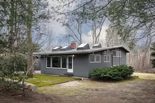 27 Peacock Farm Rd, Lexington, MA 02421 - Photo 2