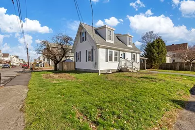 42 Porter St, Taunton, MA 02780 - Photo 18