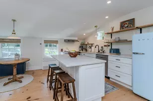14 Sugarloaf St, Deerfield, MA 01373 - Photo 10