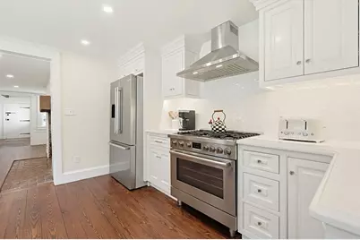 122 Great Plain Ave, Wellesley, MA 02482 - Photo 8