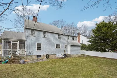 2 Saxon Rd, Worcester, MA 01602 - Photo 32