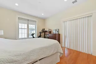 264 Athens St, Boston, MA 02127 - Photo 10