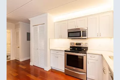 28 Lee St #6, Cambridge, MA 02139 - Photo 2