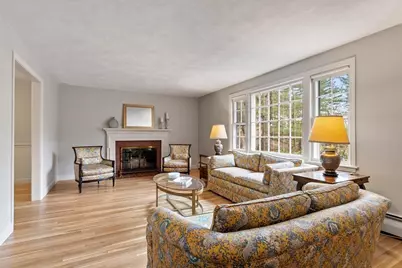 31 Old Stagecoach Rd, Bedford, MA 01730 - Photo 6