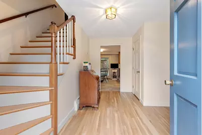 31 Old Stagecoach Rd, Bedford, MA 01730 - Photo 4