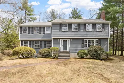 31 Old Stagecoach Rd, Bedford, MA 01730 - Photo 1
