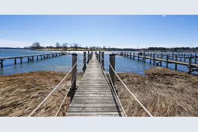 4 Foster's Point, Beverly, MA 01915 - Photo 32