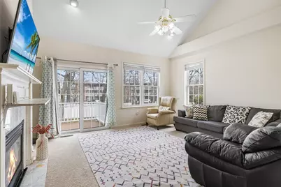 3 Georgia Dr #3, Burlington, MA 01803 - Photo 2