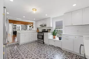 58A Nahant Ave, Boston, MA 02122 - Photo 12