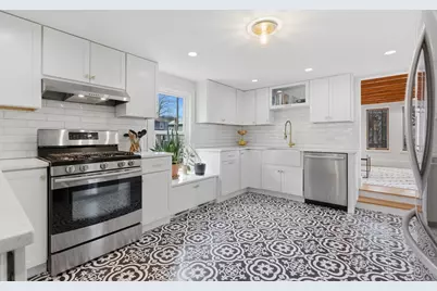 58A Nahant Avenue #58, Boston, MA 02122 - Photo 8