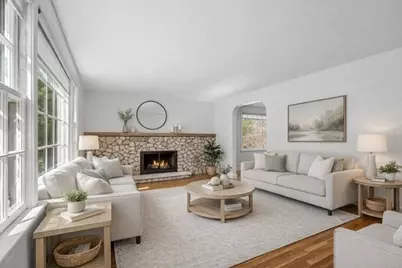 7 Putney Ln, Lynnfield, MA 01940 - Photo 2