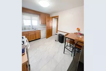 125 Pleasant St #2, Watertown, MA 02472 - Photo 6