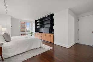 75-83 Cambridge Pkwy, Cambridge, MA 02142 - Photo 10