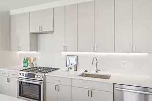 256 Dorchester St, Boston, MA 02127 - Photo 10