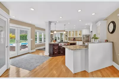 34 Main St, Wilbraham, MA 01095 - Photo 14