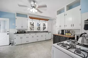 59 Woodmont St, West Springfield, MA 01089 - Photo 12