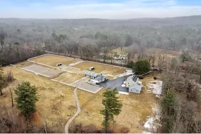 190 Hardwick, Petersham, MA 01366 - Photo 2