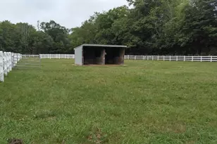 190 Hardwick, Petersham, MA 01366 - Photo 22